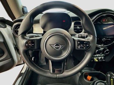 2023 MINI HARDTOP 2 DOOR Iconic