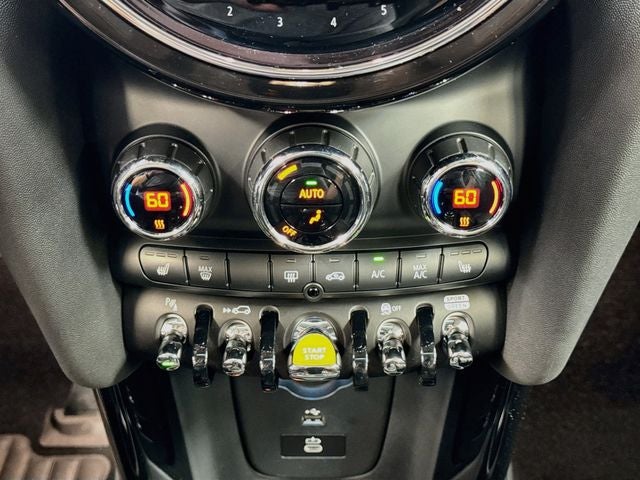 2023 MINI HARDTOP 2 DOOR Iconic