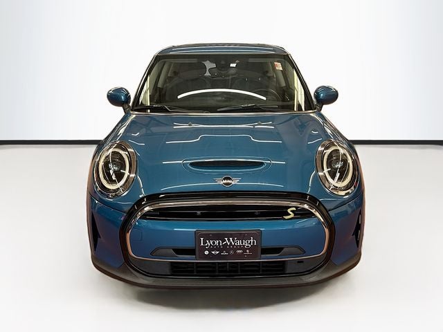 Used 2023 MINI Hardtop 2 Door SE with VIN WMW13DJ05P2U08118 for sale in Peabody, MA