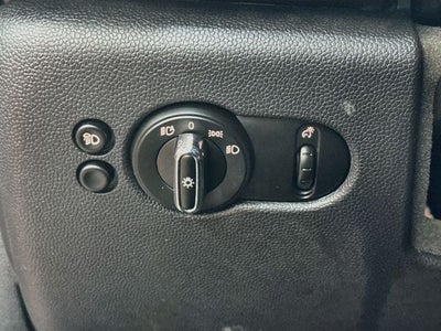 2024 MINI HARDTOP 2 DOOR Signature
