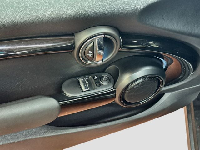 2024 MINI HARDTOP 2 DOOR Signature