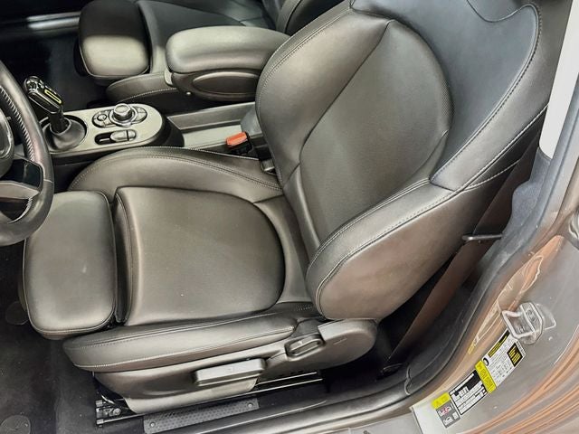 2024 MINI HARDTOP 2 DOOR Signature