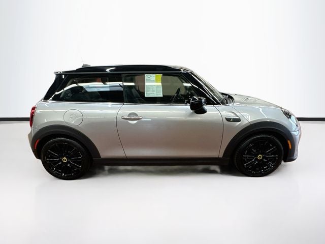 2024 MINI HARDTOP 2 DOOR Signature