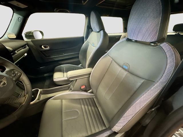 2026 MINI 2 DOOR ICONIC