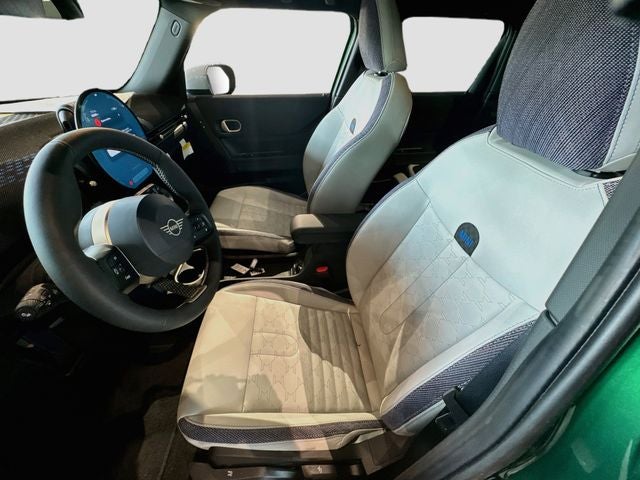 2026 MINI 4 DOOR SIGNATURE PLUS
