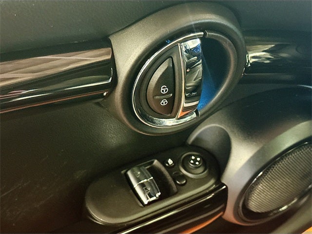 2023 MINI Cooper S Base