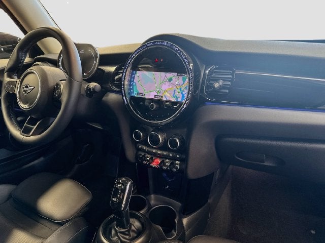 2024 MINI HARDTOP 2 DOOR Signature