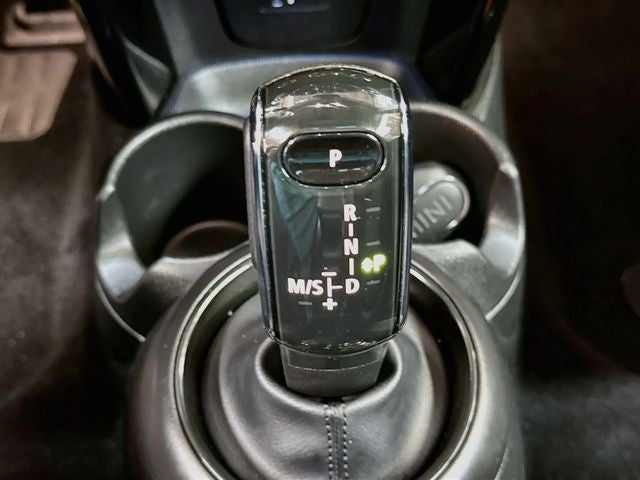 2023 MINI HARDTOP 4 DOOR Signature