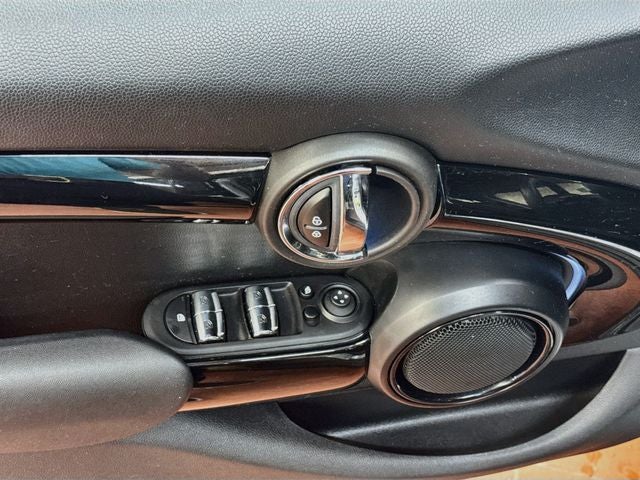 2023 MINI HARDTOP 4 DOOR Signature