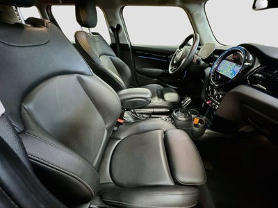 2023 MINI HARDTOP 4 DOOR Signature