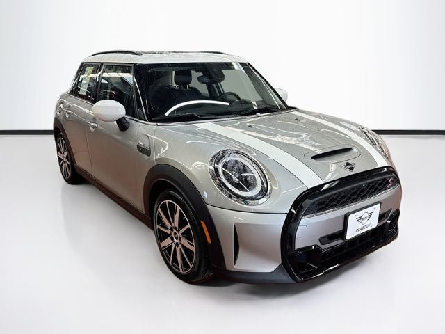 2023 MINI HARDTOP 4 DOOR Signature