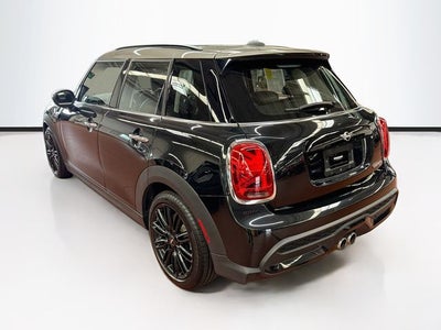 2024 MINI HARDTOP 4 DOOR Signature