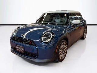 2026 MINI 4 DOOR Signature Plus