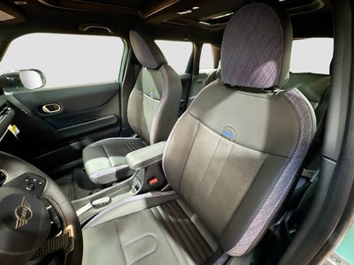 2026 MINI 4 DOOR SIGNATURE PLUS