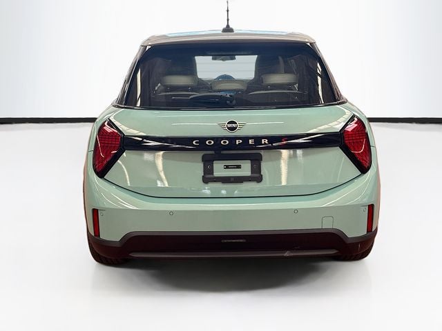 2026 MINI 4 DOOR ICONIC