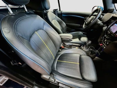 2021 MINI CONVERTIBLE Iconic