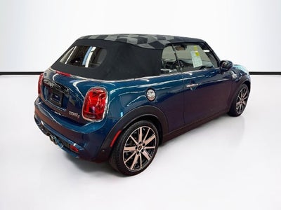2021 MINI CONVERTIBLE Iconic