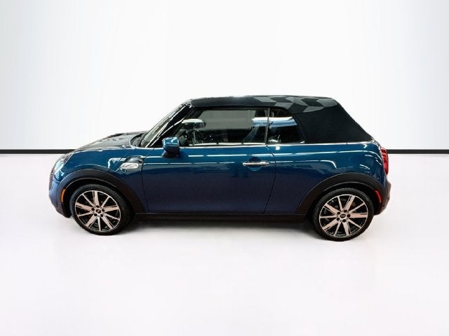 2021 MINI CONVERTIBLE Iconic