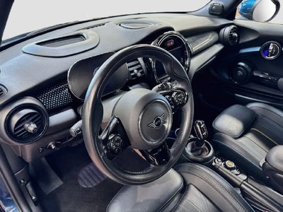 2021 MINI CONVERTIBLE Iconic