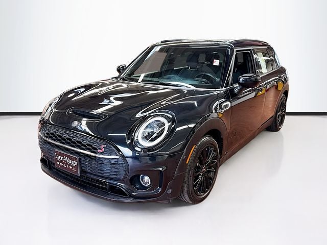 2023 MINI Clubman Cooper S ALL4's photo