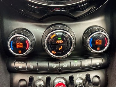 2017 MINI HARDTOP 4 DOOR Base