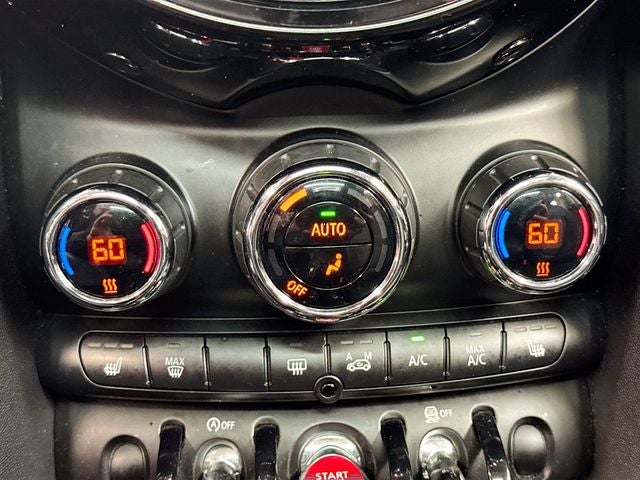 2017 MINI HARDTOP 4 DOOR Base