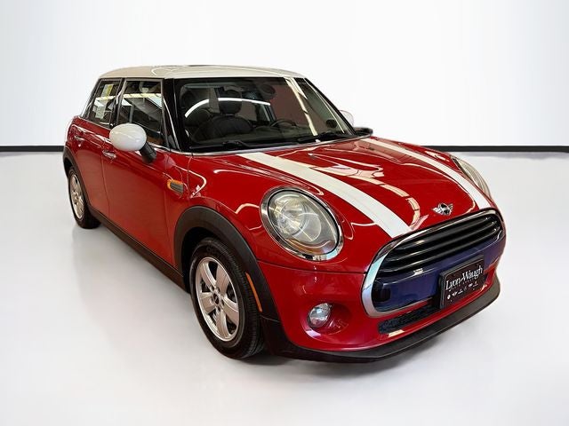 2017 MINI HARDTOP 4 DOOR Base