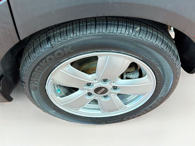 2017 MINI HARDTOP 4 DOOR Base