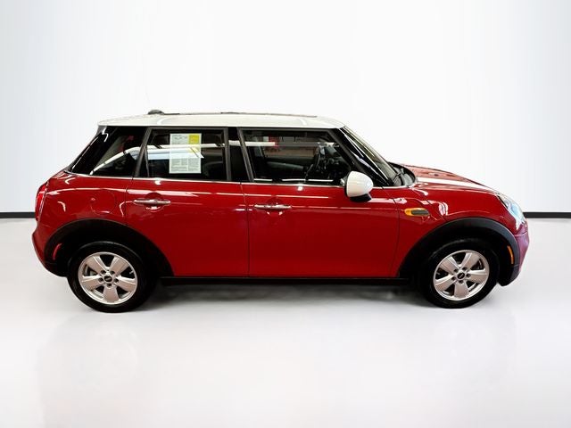 2017 MINI HARDTOP 4 DOOR Base