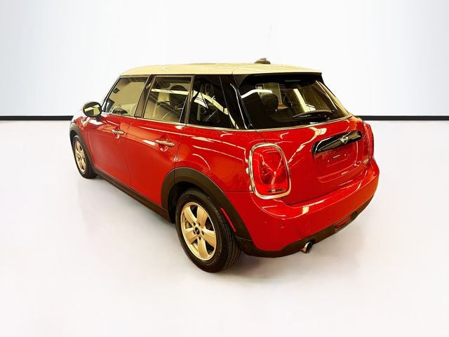 2017 MINI HARDTOP 4 DOOR Base