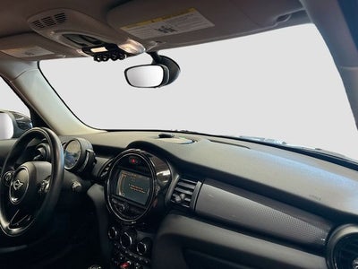 2018 MINI HARDTOP 4 DOOR Base