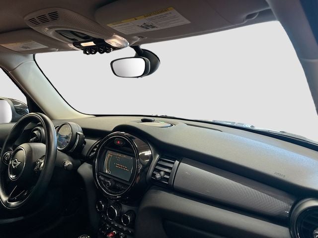 2018 MINI HARDTOP 4 DOOR Base