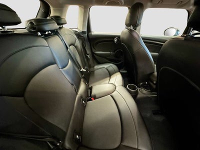 2018 MINI HARDTOP 4 DOOR Base