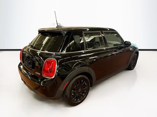 2018 MINI HARDTOP 4 DOOR Base