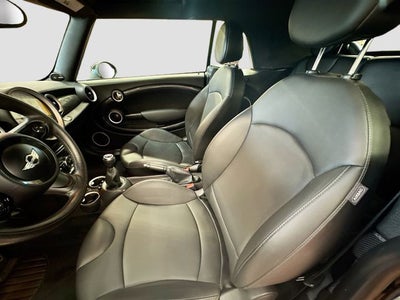 2014 MINI CONVERTIBLE Base