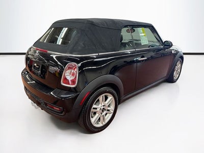 2014 MINI CONVERTIBLE Base