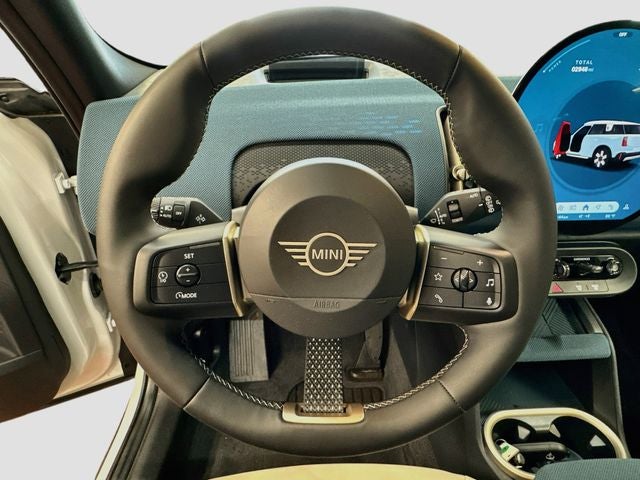 2026 MINI COUNTRYMAN Iconic