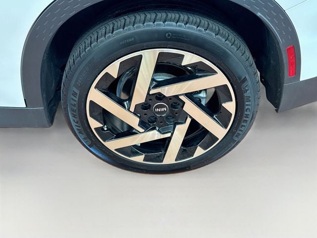 2026 MINI COUNTRYMAN Iconic