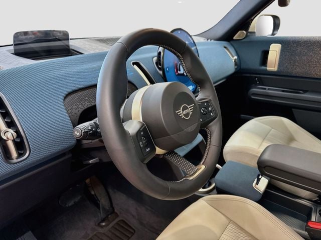 2026 MINI COUNTRYMAN Iconic