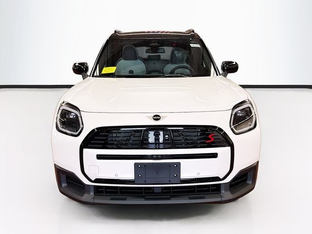 2027 MINI COUNTRYMAN ICONIC
