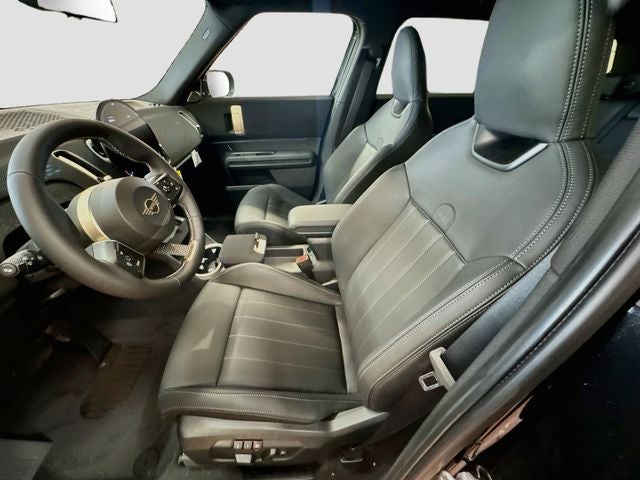 2027 MINI COUNTRYMAN ICONIC