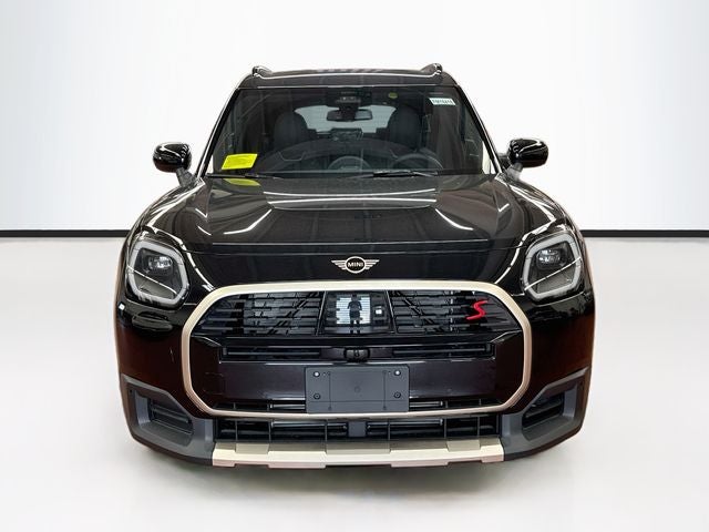2027 MINI COUNTRYMAN ICONIC