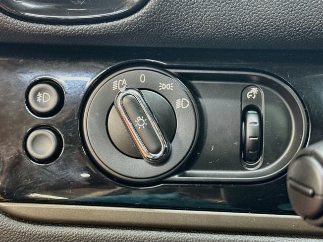 2023 MINI COUNTRYMAN Iconic