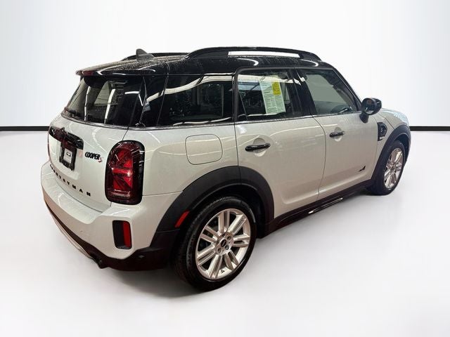 2023 MINI COUNTRYMAN Iconic