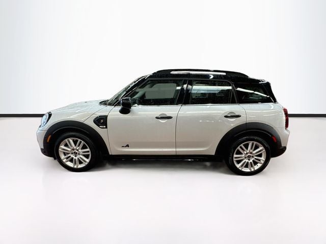 2023 MINI COUNTRYMAN Iconic