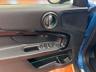 2024 MINI COUNTRYMAN Signature