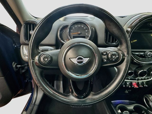 2017 MINI COUNTRYMAN Base