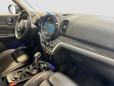 2017 MINI COUNTRYMAN Base