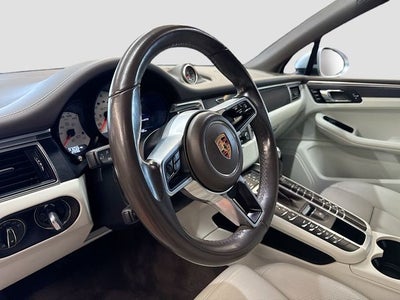 2017 Porsche Macan GTS
