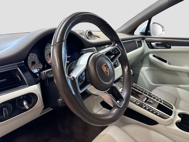 2017 Porsche Macan GTS